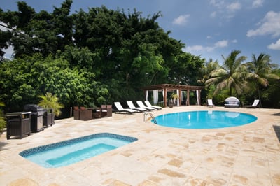 Luxury Villa Photo #6