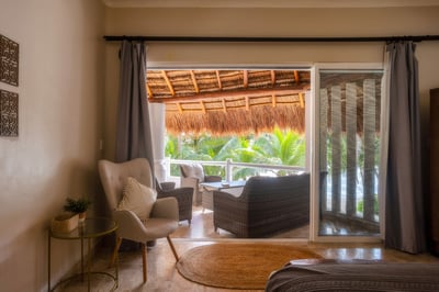 Luxury Villa Photo #36