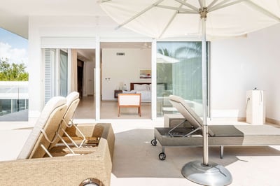 Luxury Villa Photo #23