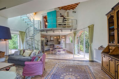 Luxury Villa Photo #31