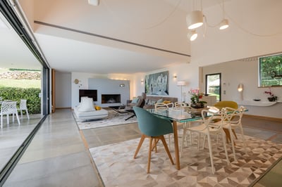 Luxury Villa Photo #21