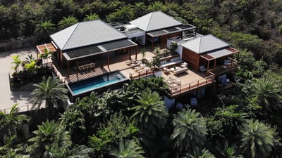 Luxury Villa Photo #2