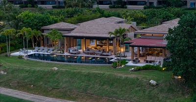 Luxury Villa Photo #4