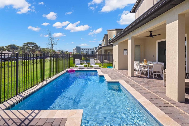 High Roller at Harbor Island Beach Club