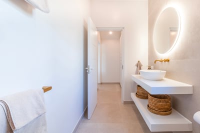 Luxury Villa Photo #24