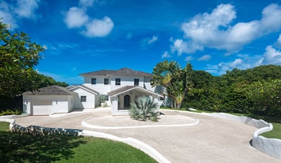 Luxury Villa Photo #18