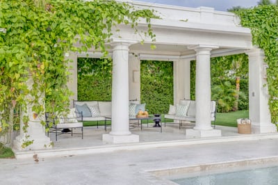 Luxury Villa Photo #7