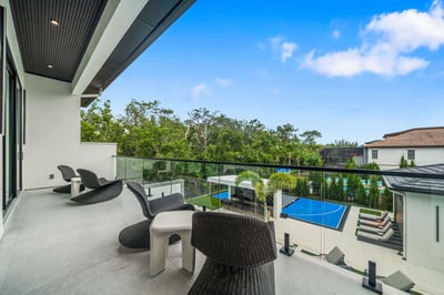 Luxury Villa Photo #100