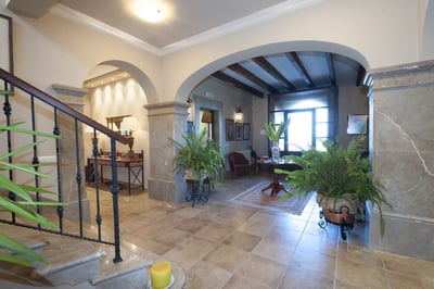 Luxury Villa Photo #35