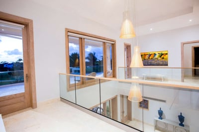 Luxury Villa Photo #33