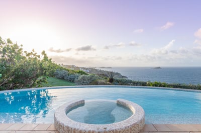 Luxury Villa Photo #9