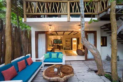 Luxury Villa Photo #2