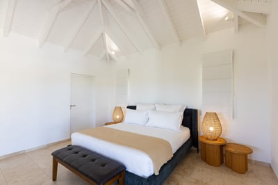 Luxury Villa Photo #22