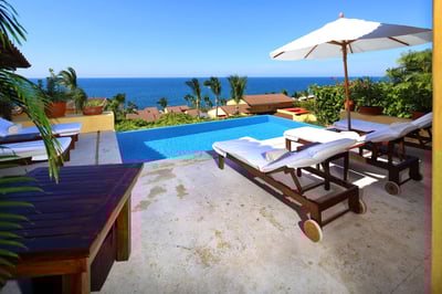Luxury Villa Photo #2