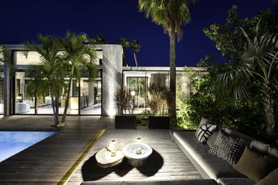 Luxury Villa Photo #4