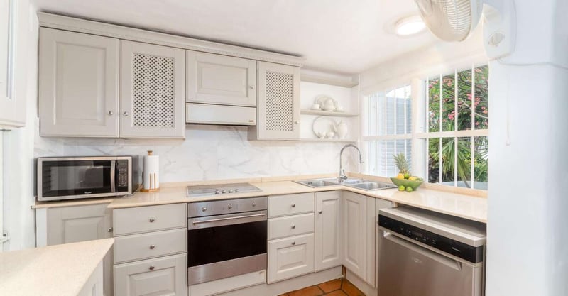 Merlin Bay 6 | Firefly