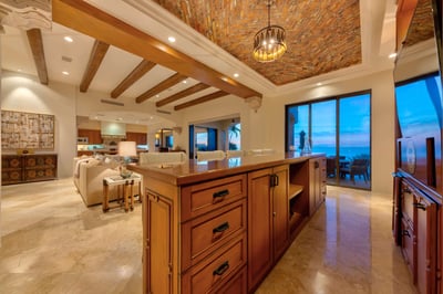 Luxury Villa Photo #24
