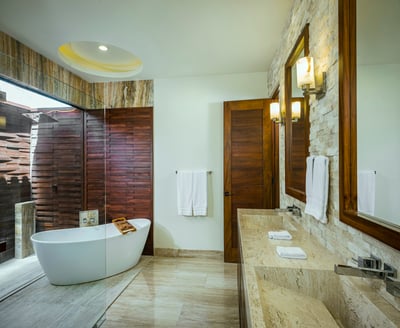 Luxury Villa Photo #23