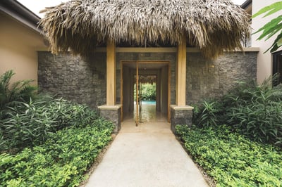 Luxury Villa Photo #6