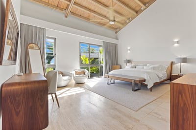Luxury Villa Photo #51