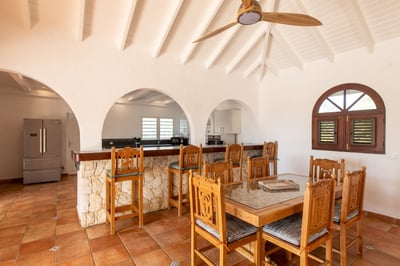 Luxury Villa Photo #14
