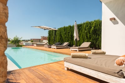 Luxury Villa Photo #5