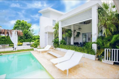 Luxury Villa Photo #6