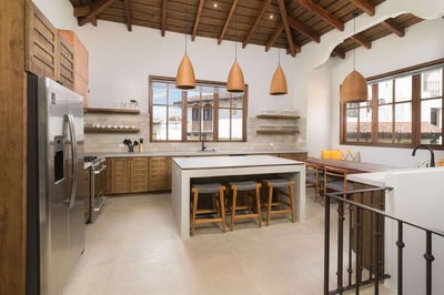 Luxury Villa Photo #8