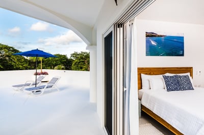 Luxury Villa Photo #38