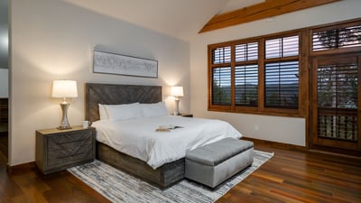 Primary suite on upper main level