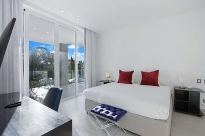 Luxury Villa Photo #44