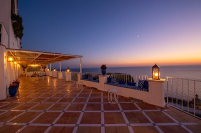 Luxury Villa Photo #35