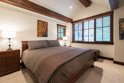  King Bedroom