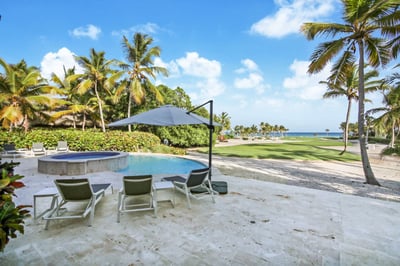 Luxury Villa Photo #7