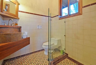 Luxury Villa Photo #12