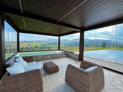 Luxury Villa Photo #7