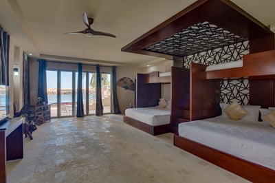 Luxury Villa Photo #71