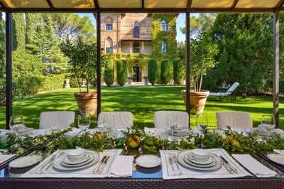 Luxury Villa Photo #4
