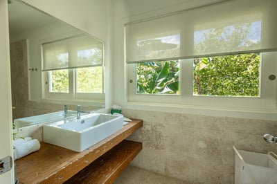 Luxury Villa Photo #45