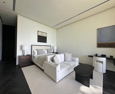Luxury Villa Photo #32