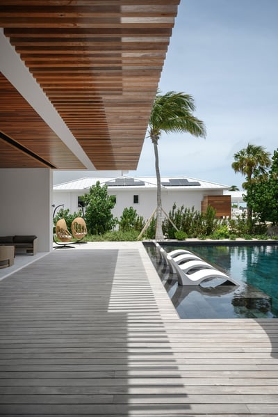 Luxury Villa Photo #3