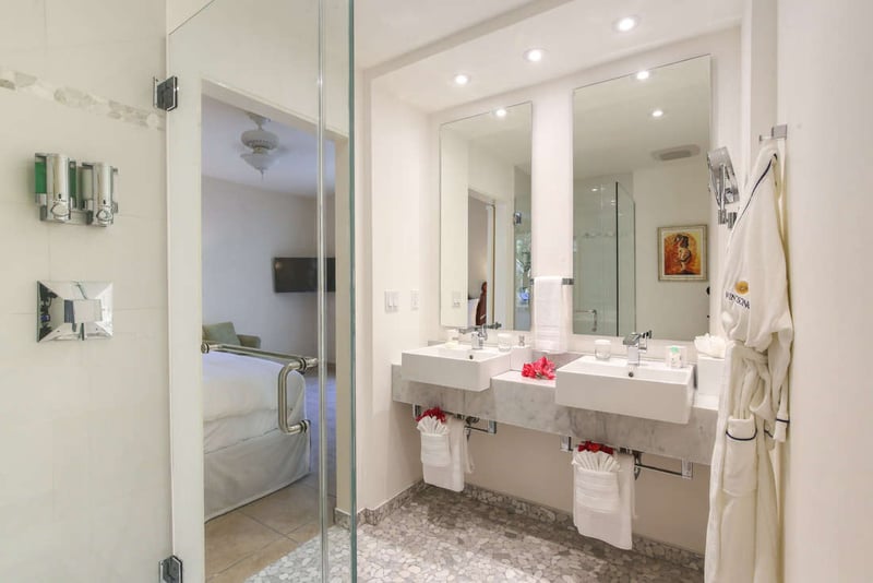 2 BDM Lanai Bungalow at Windsong Resort