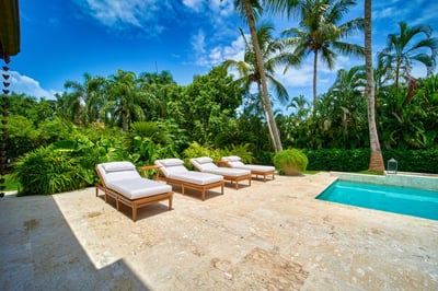 Luxury Villa Photo #8