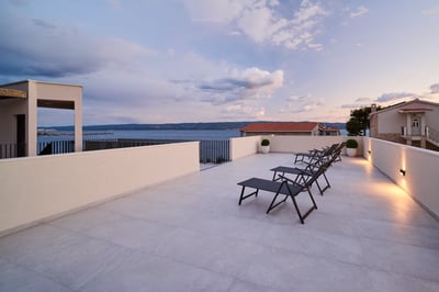 Luxury Villa Photo #14