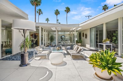 Luxury Villa Photo #21