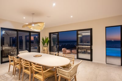 Luxury Villa Photo #23