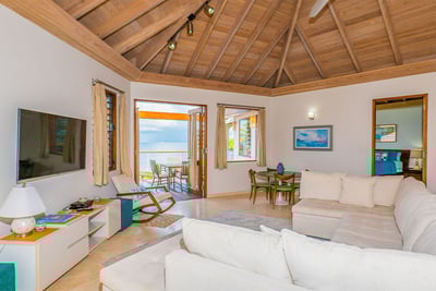 Luxury Villa Photo #10