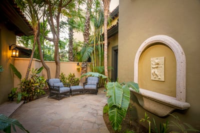 Luxury Villa Photo #28