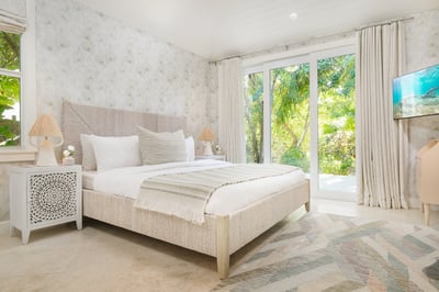 Luxury Villa Photo #19