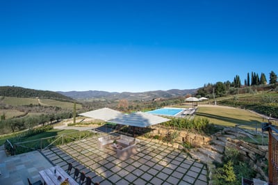 Luxury Villa Photo #6